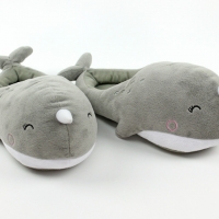 PIRMĀ OKTOBRA NEDĒĻA – ČĪBU NEDĒĻA Nari Narwhal Slippers 1 Xl